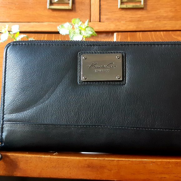 New Kenneth Cole women's wallet - Picture 3 of 4